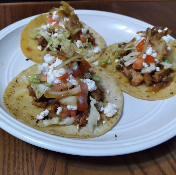 Meet your Posher, Alex - Picture 6 of 16